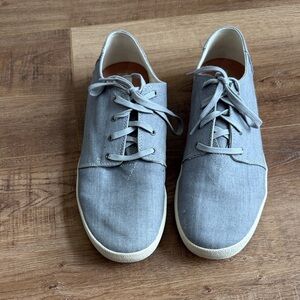 Gray Casual Men's Shoes by TOMS